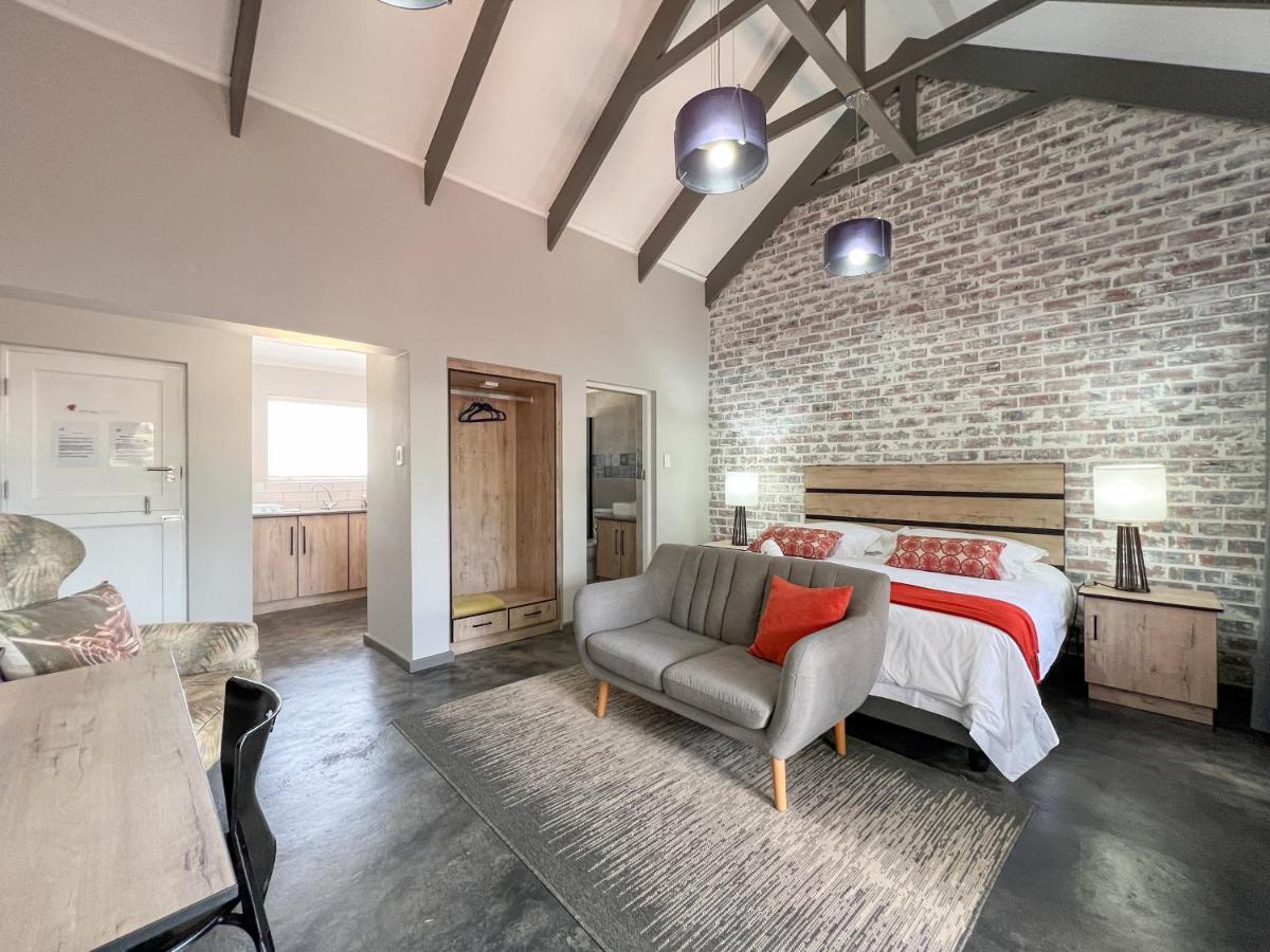 The Featherbed - Oudtshoorn Buitenkant foto