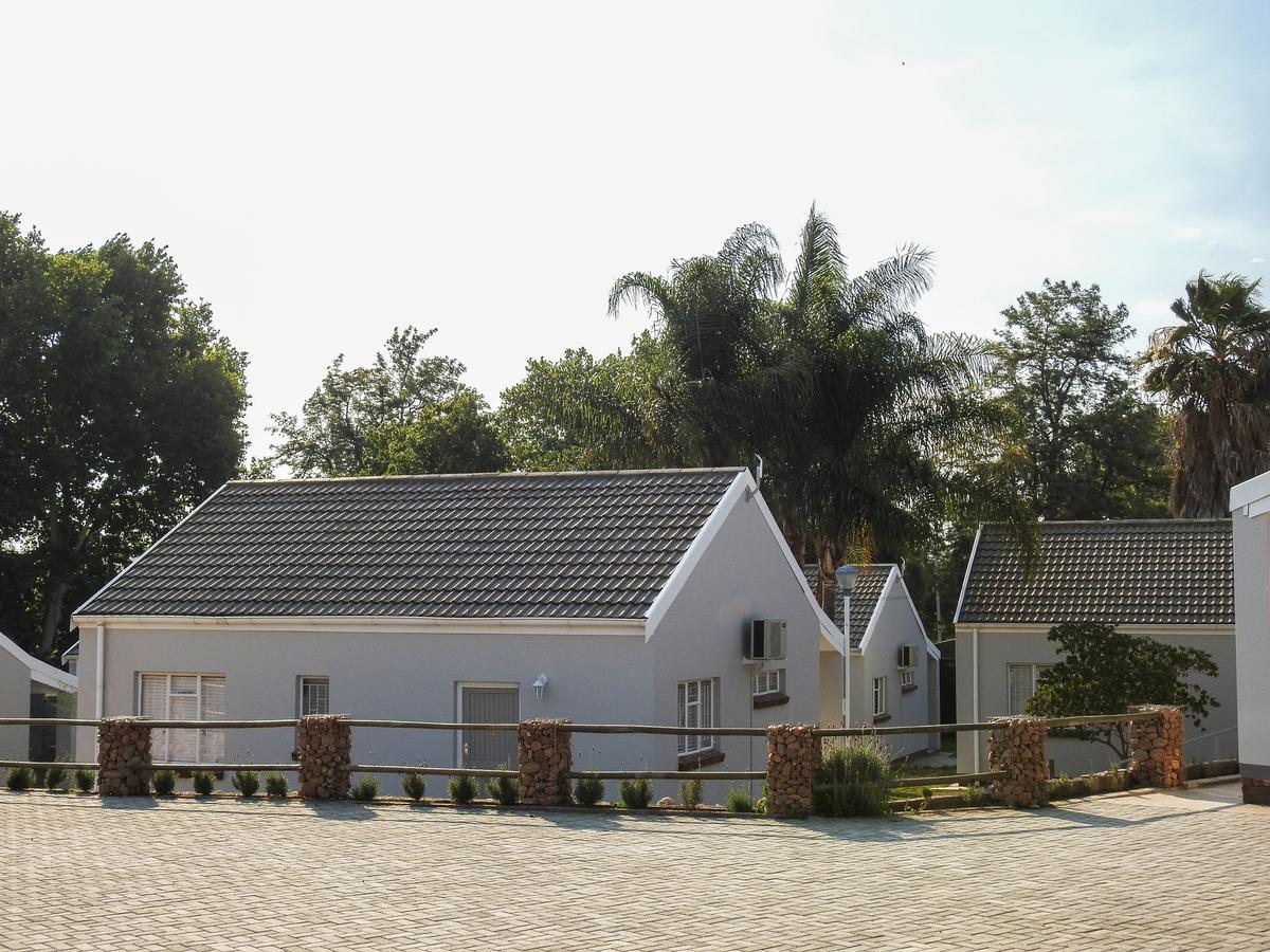 The Featherbed - Oudtshoorn Buitenkant foto