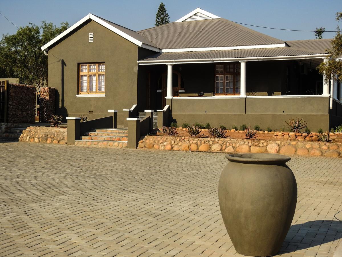 The Featherbed - Oudtshoorn Buitenkant foto